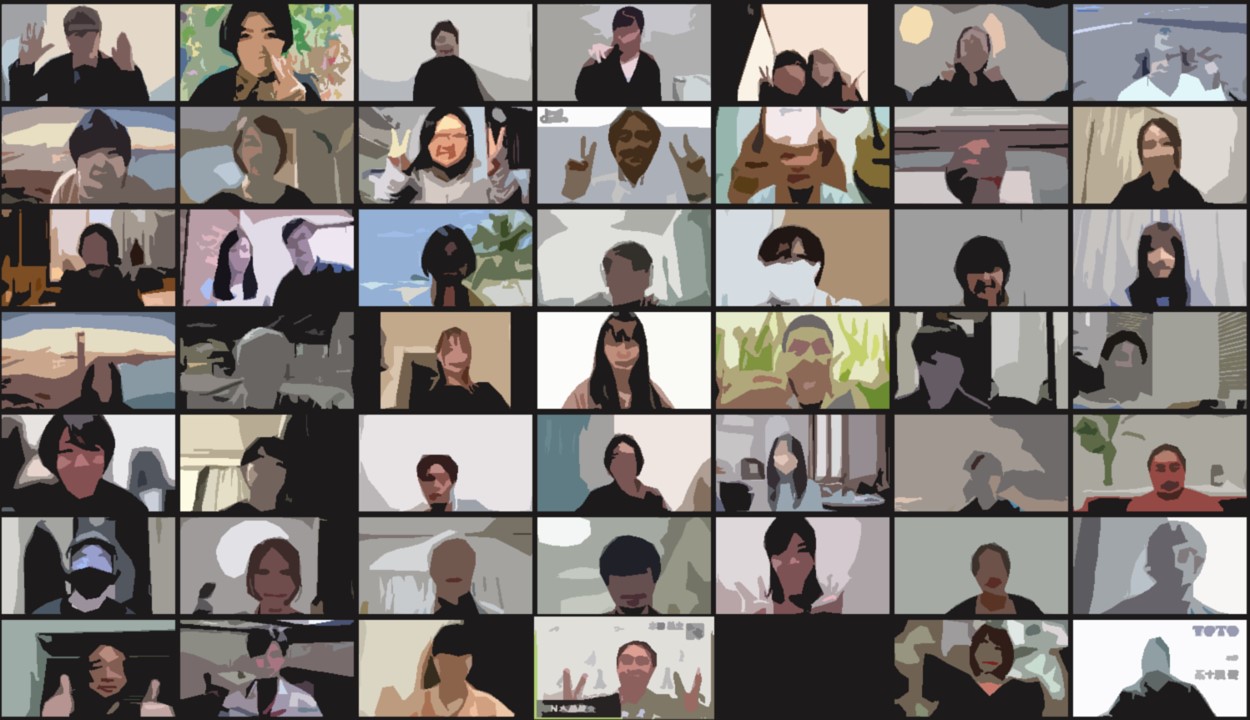アイデアソン2011参加者の画像です。画面に49名の顔が映っています。